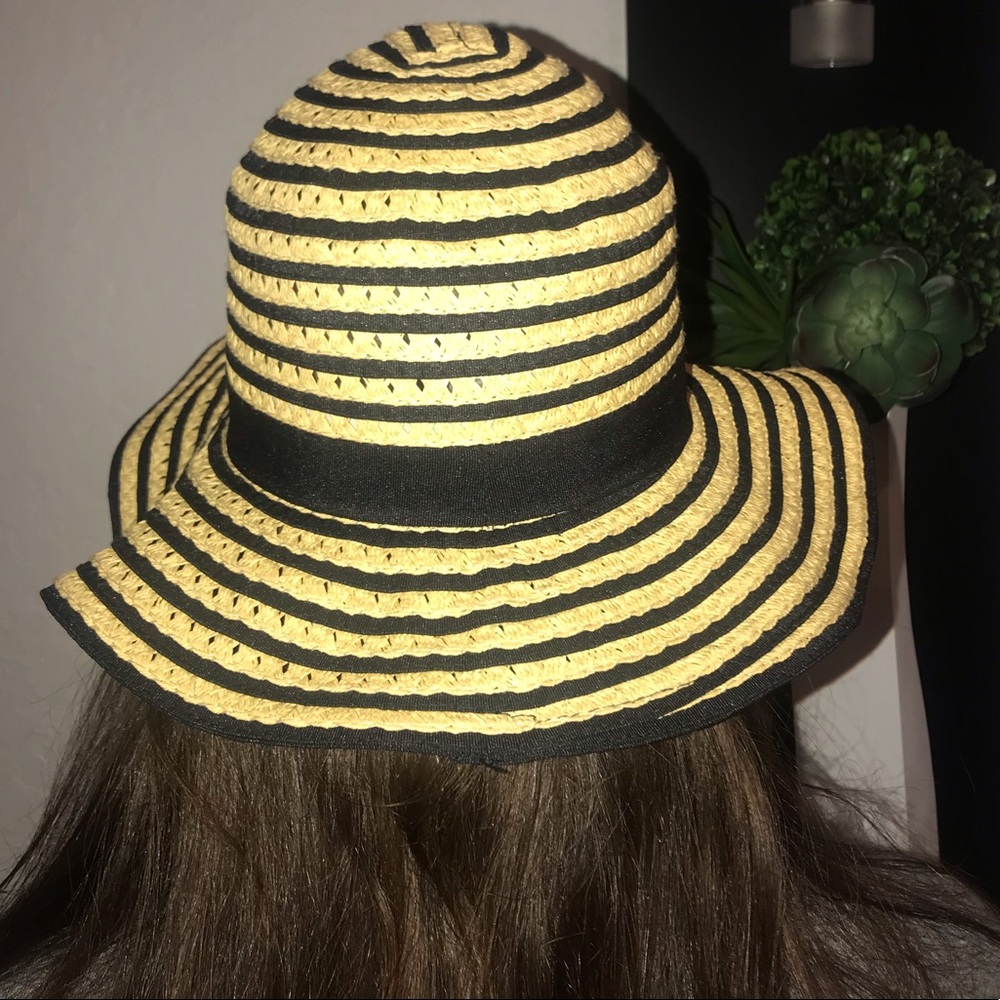Calvin Klein Women Sun Hat - Picture 7 of 8